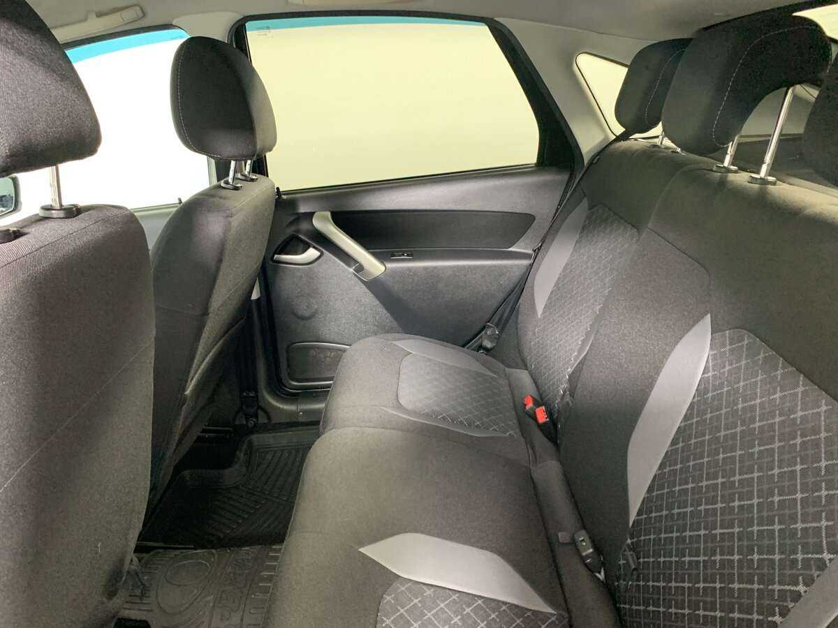 Купить Lada (ВАЗ) Granta с пробегом. Фото: #15