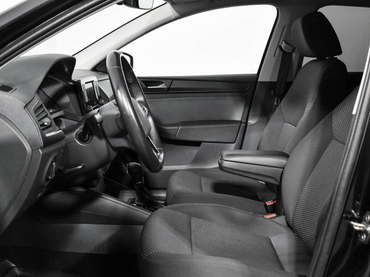 Купить Volkswagen Polo с пробегом. Фото: #8