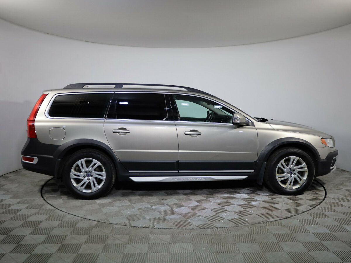 Купить Volvo XC70 с пробегом. Фото: #3