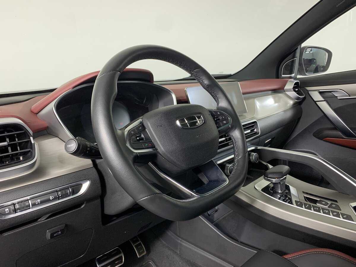 Купить Geely Coolray с пробегом. Фото: #11