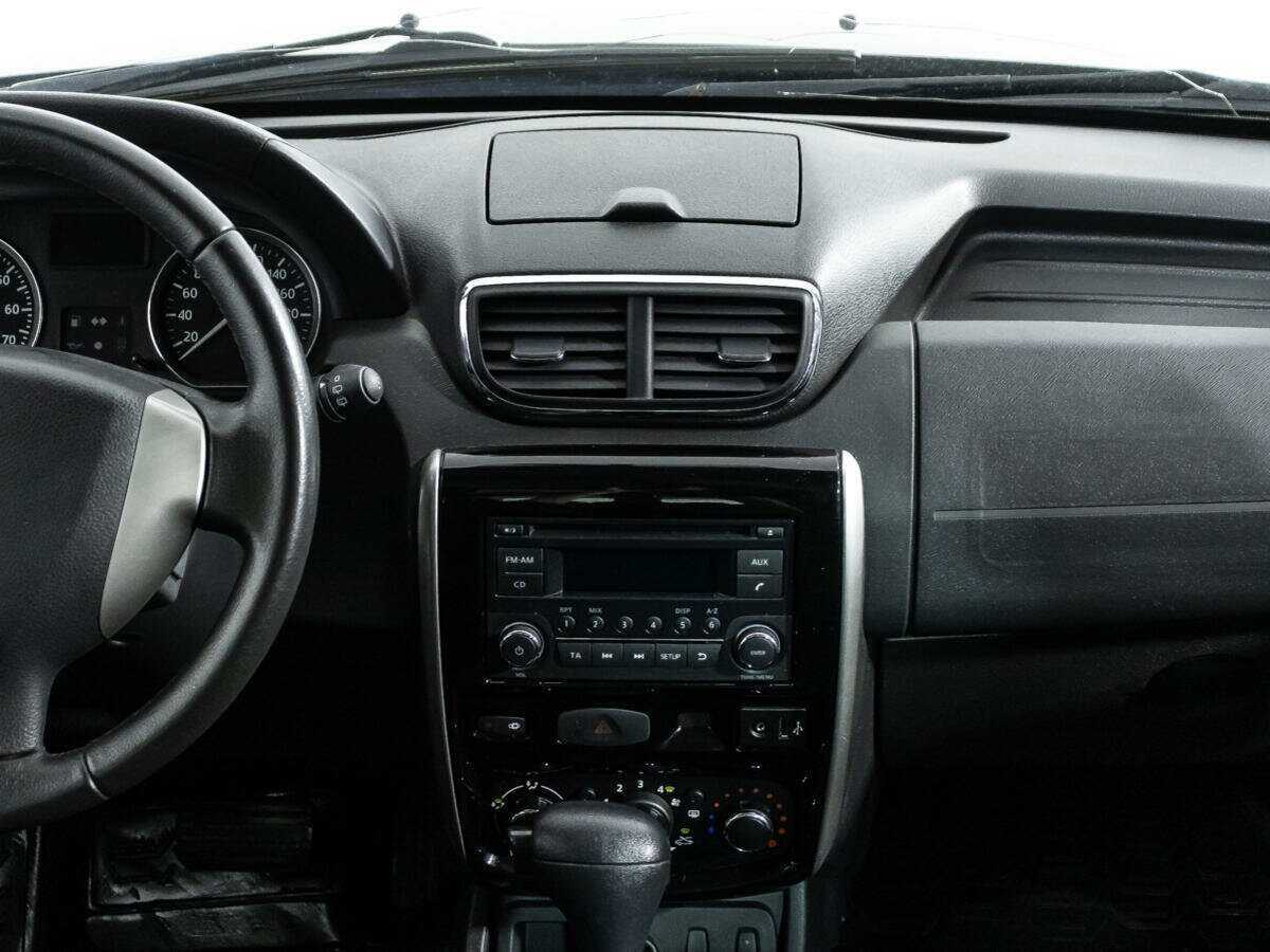 Купить Nissan Terrano с пробегом. Фото: #13