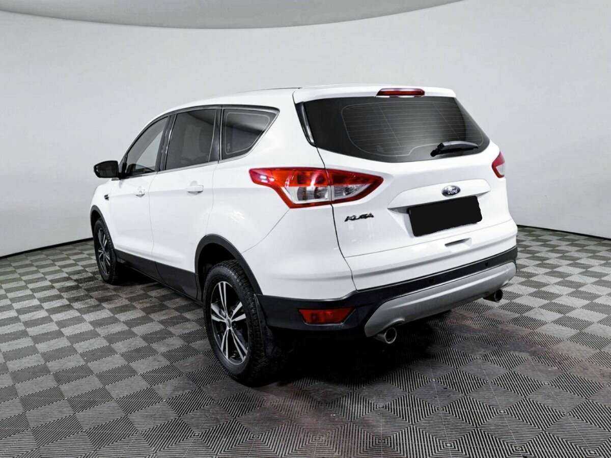 Купить Ford Kuga с пробегом. Фото: #6