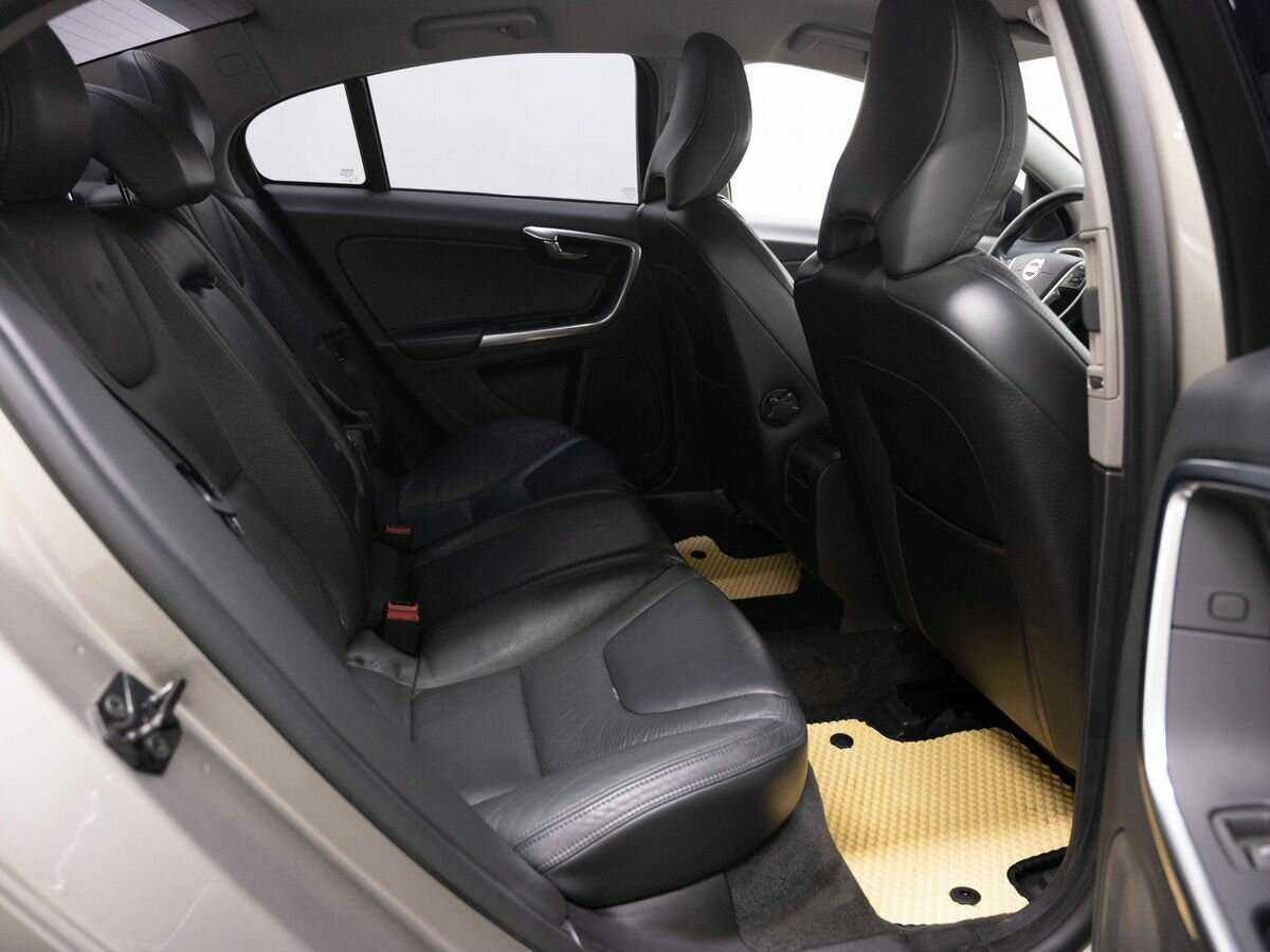 Купить Volvo S60 с пробегом. Фото: #9