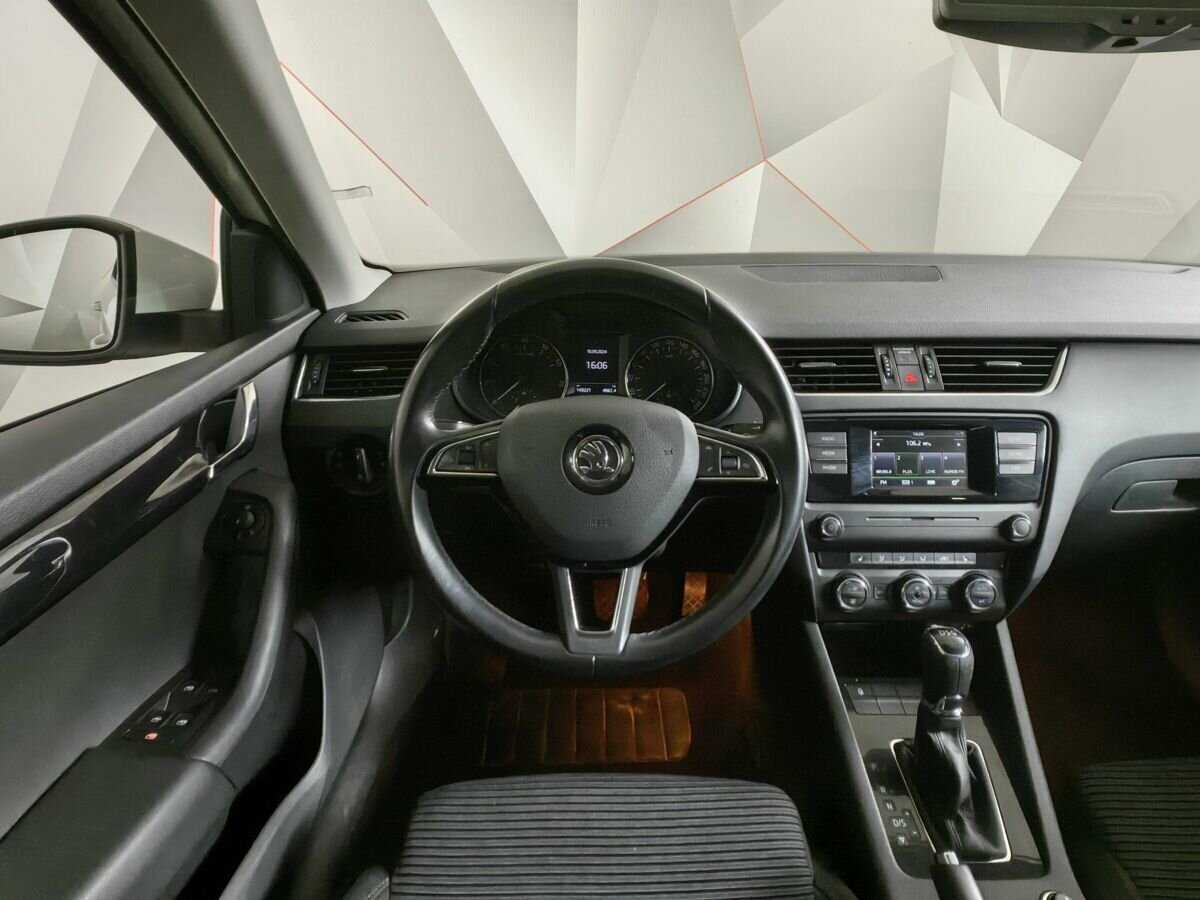 Купить Skoda Octavia с пробегом. Фото: #14