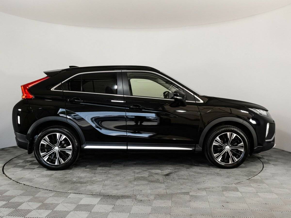 Купить Mitsubishi Eclipse Cross с пробегом. Фото: #4