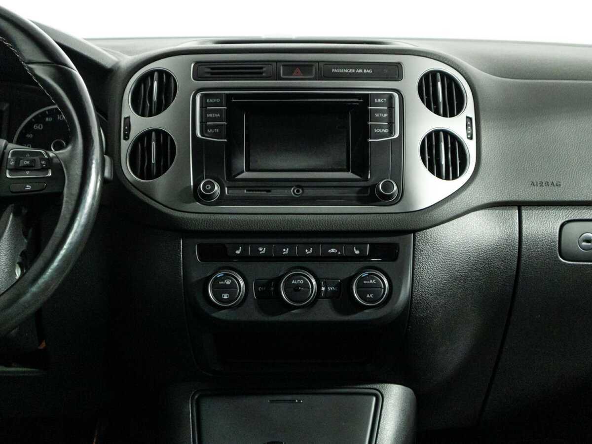 Купить Volkswagen Tiguan с пробегом. Фото: #13