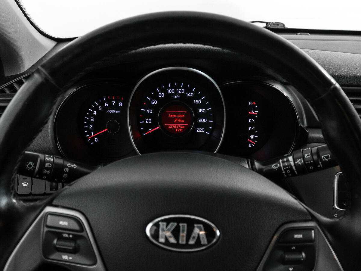 Купить Kia Rio с пробегом. Фото: #16