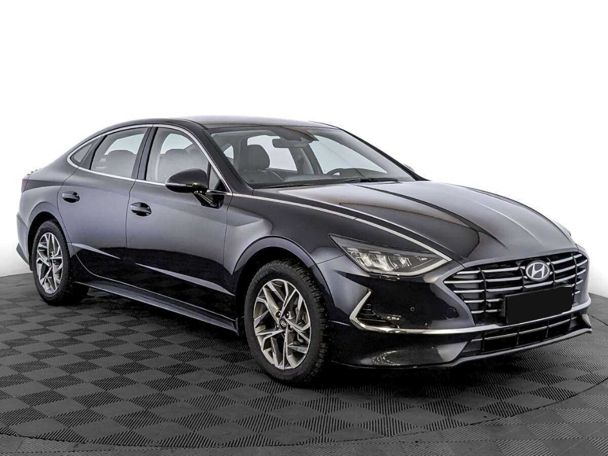 Купить Hyundai Sonata с пробегом. Фото: #2