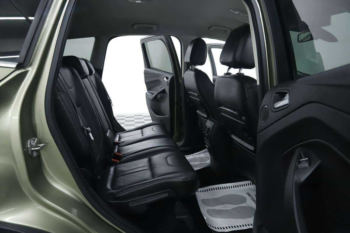 Купить Ford Kuga с пробегом. Фото: #19