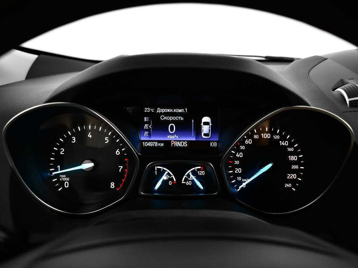 Купить Ford Kuga с пробегом. Фото: #10