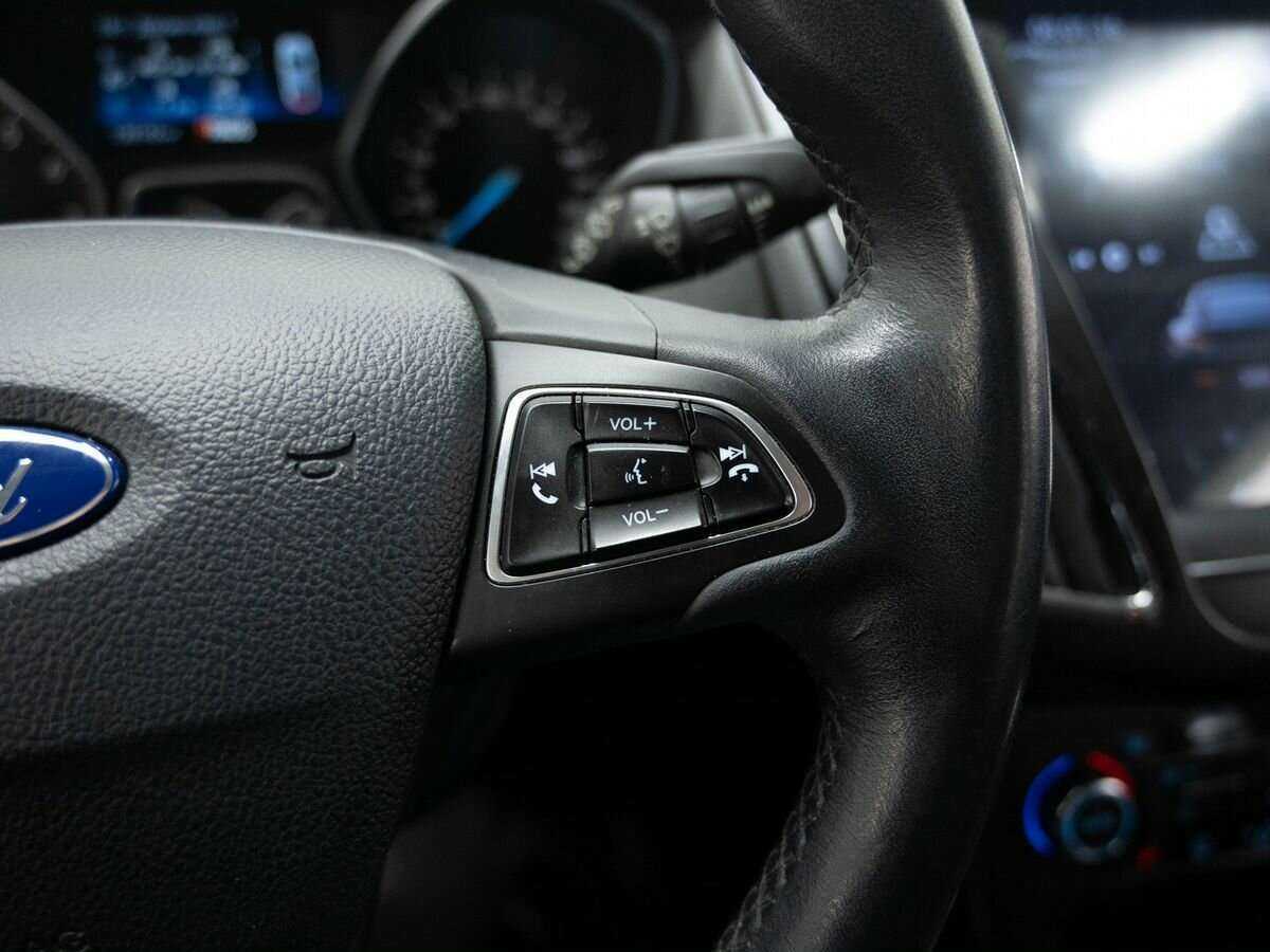 Купить Ford Focus с пробегом. Фото: #20
