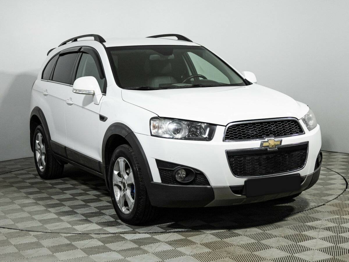 Купить Chevrolet Captiva с пробегом. Фото: #2