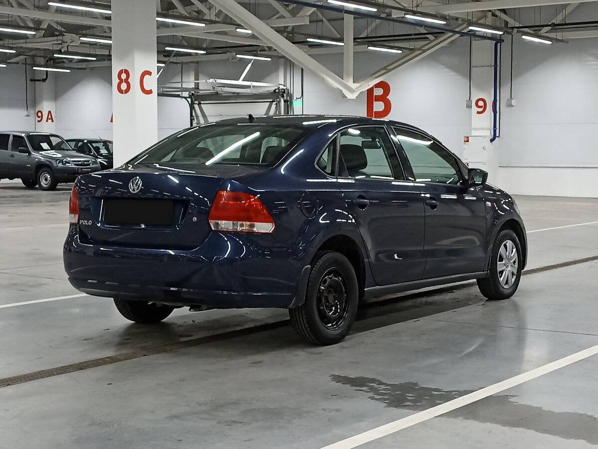 Купить Volkswagen Polo с пробегом. Фото: #4