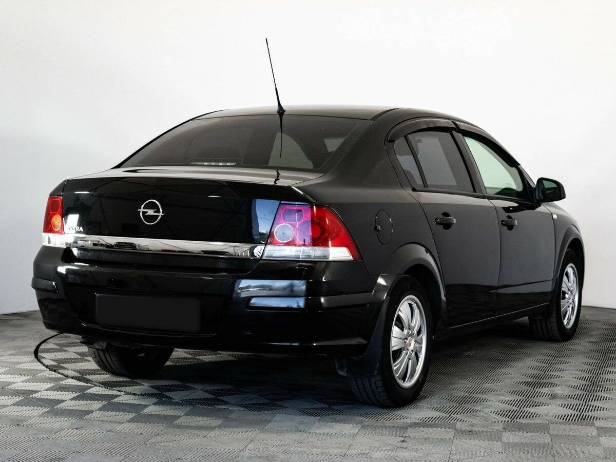 Купить Opel Astra с пробегом. Фото: #4