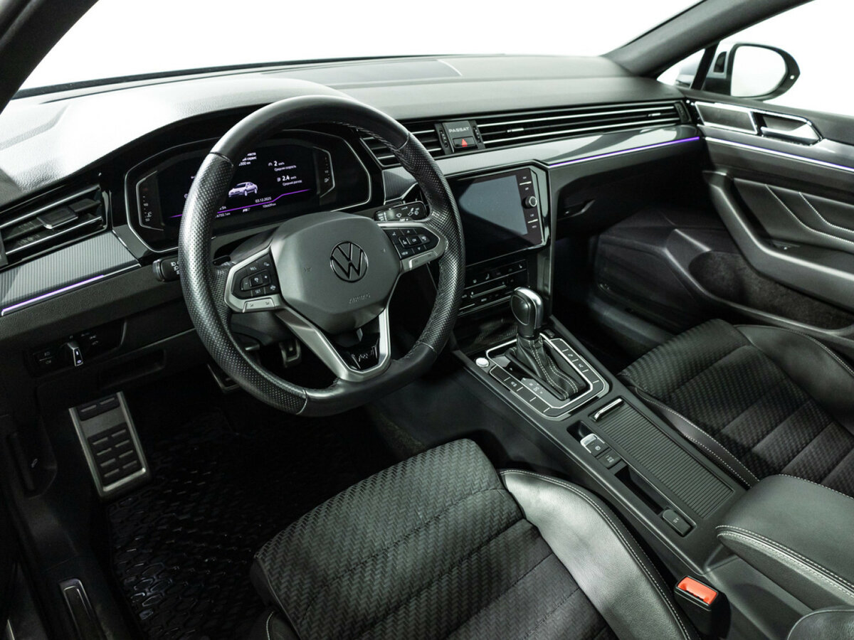 Купить Volkswagen Passat с пробегом. Фото: #10