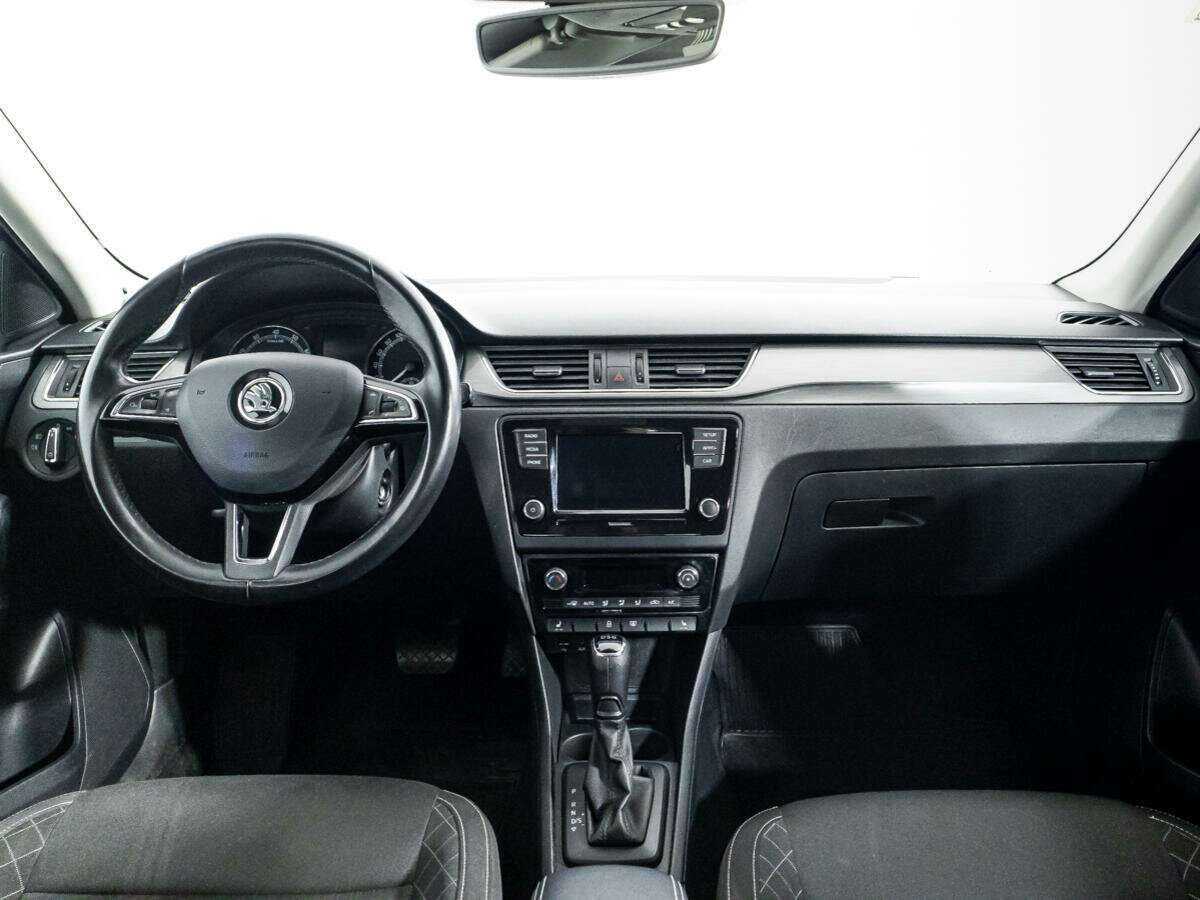 Купить Skoda Rapid с пробегом. Фото: #12