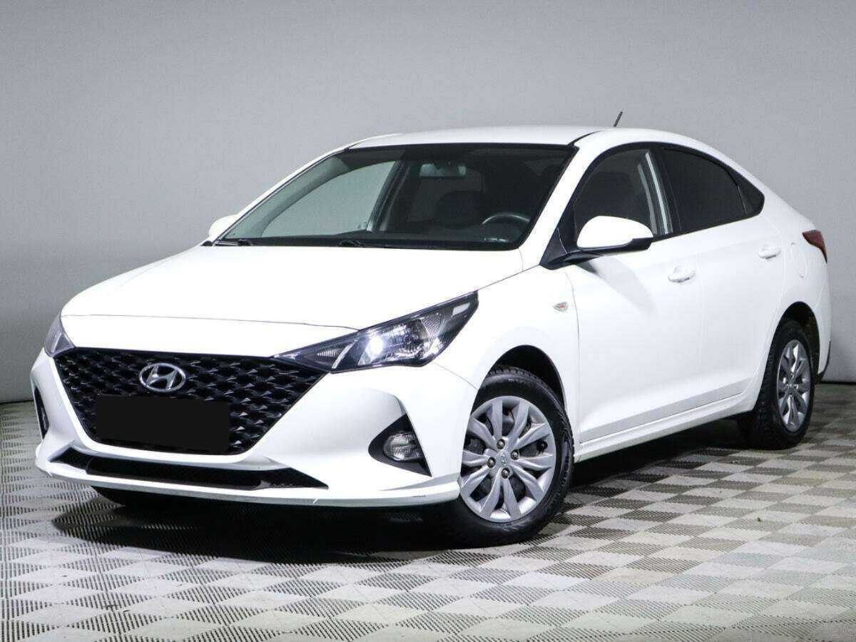 Купить Hyundai Solaris с пробегом. Посмотреть фото