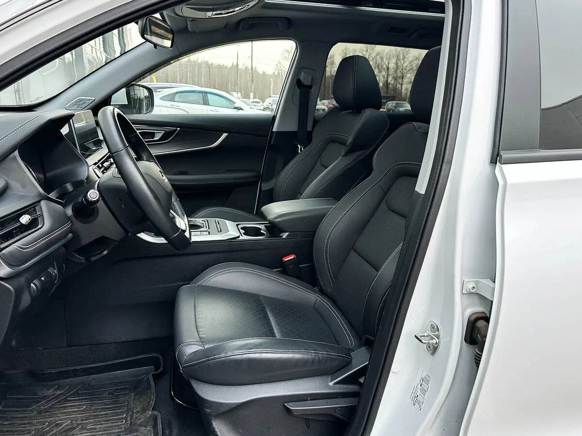 Купить Chery Tiggo 8 с пробегом. Фото: #9