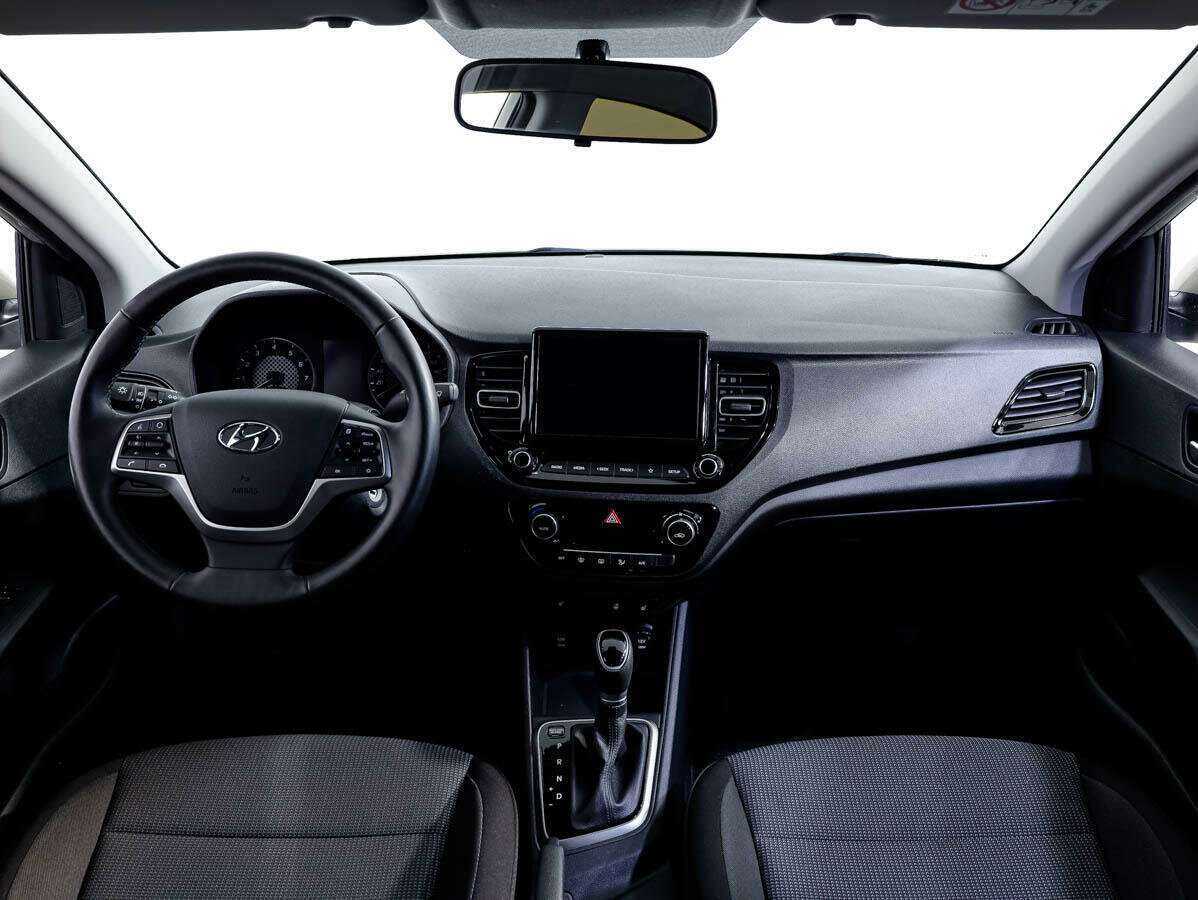 Купить Hyundai Solaris с пробегом. Фото: #8