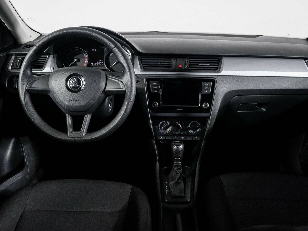 Купить Skoda Rapid с пробегом. Фото: #11