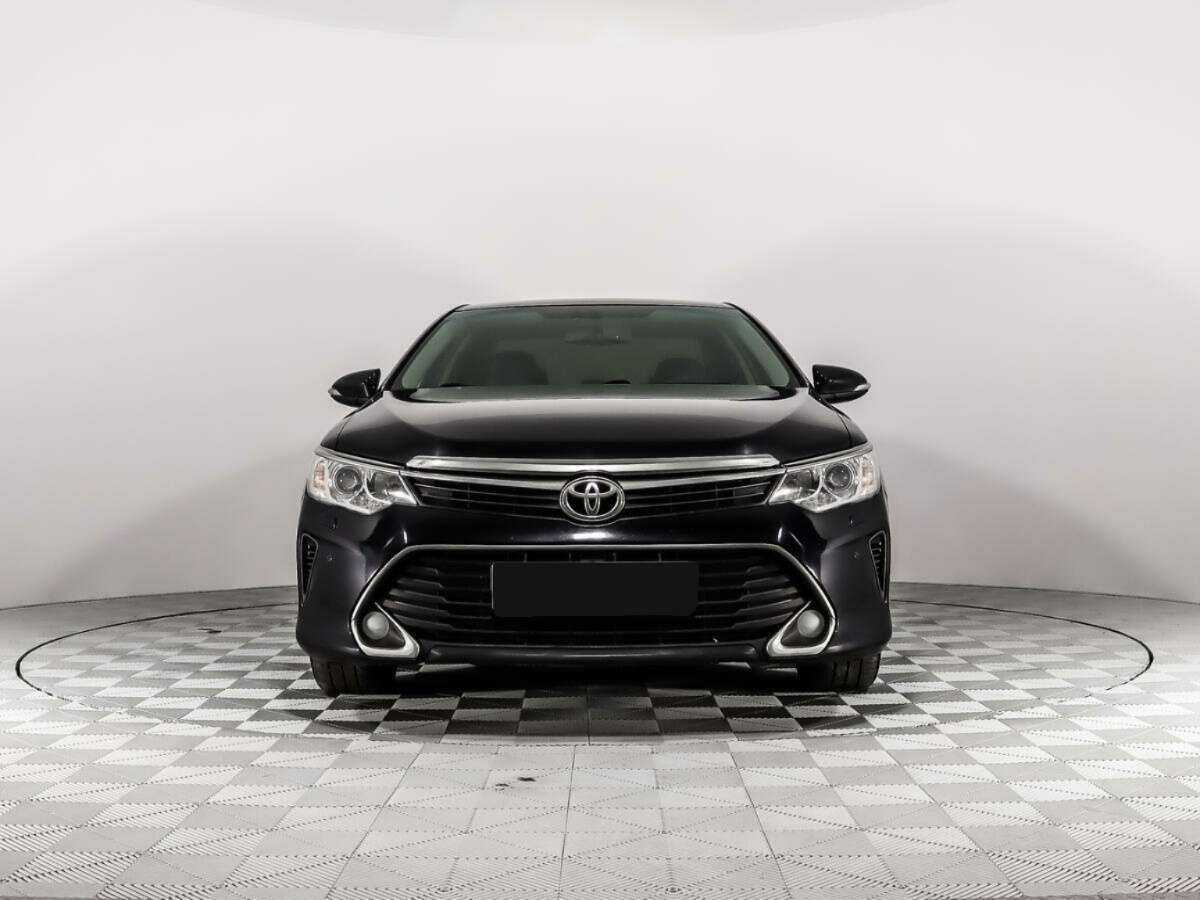 Купить Toyota Camry с пробегом. Фото: #1