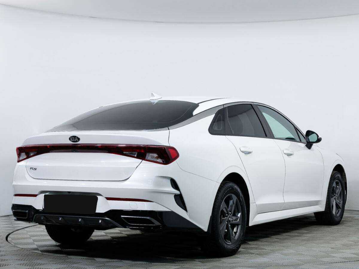 Купить Kia K5 с пробегом. Фото: #3