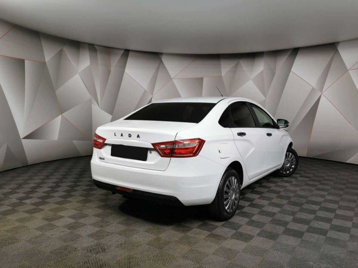 Купить Lada (ВАЗ) Vesta с пробегом. Фото: #1