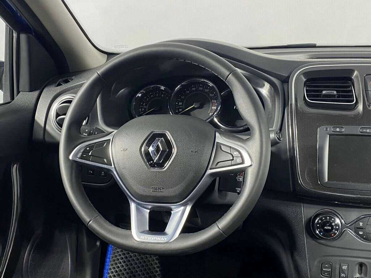 Купить Renault Sandero с пробегом. Фото: #11