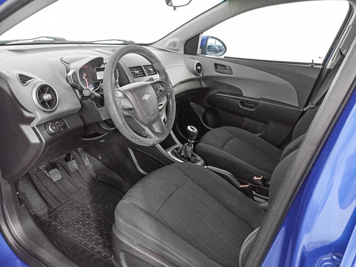 Купить Chevrolet Aveo с пробегом. Фото: #13