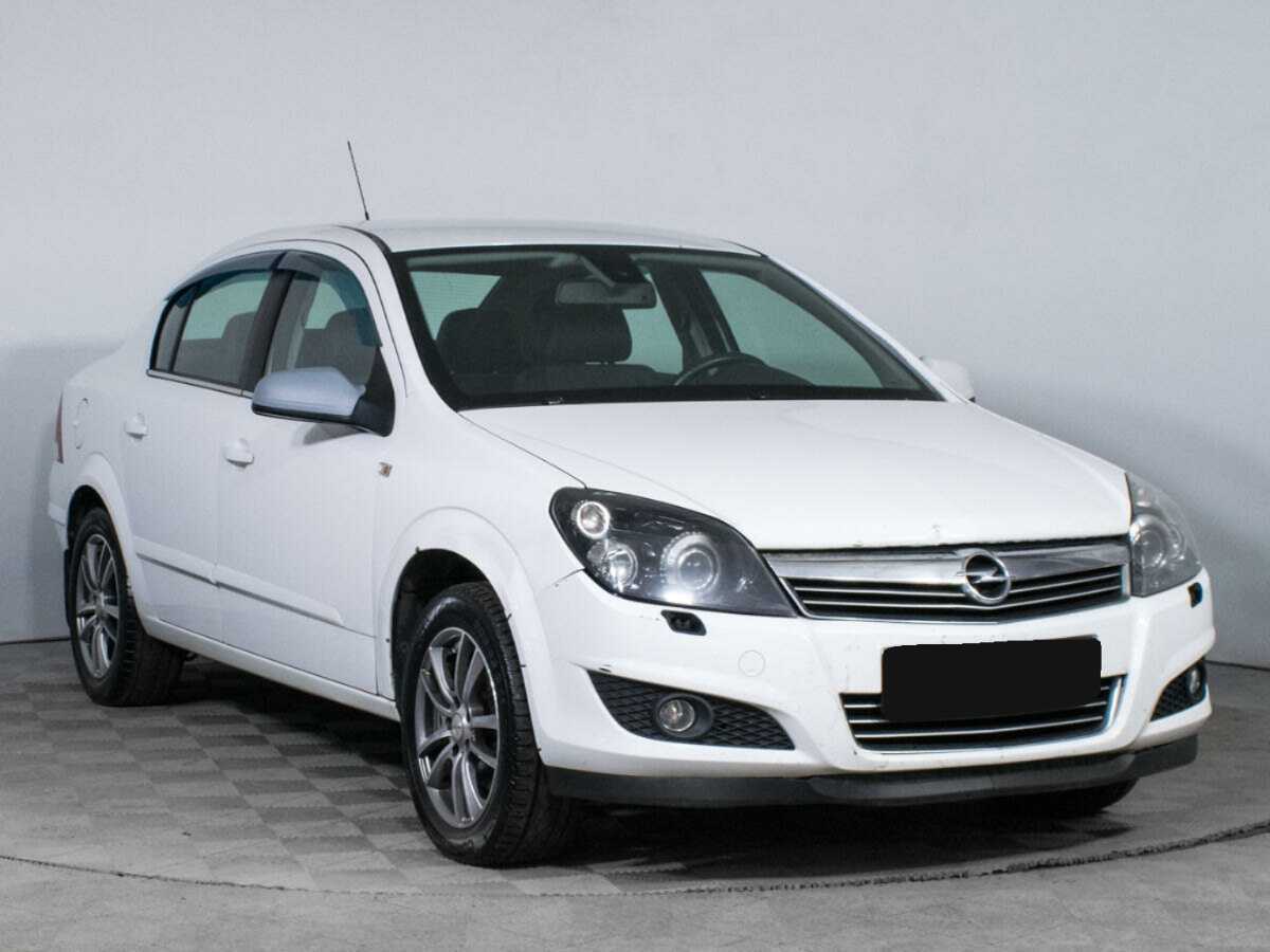 Купить Opel Astra с пробегом. Фото: #2