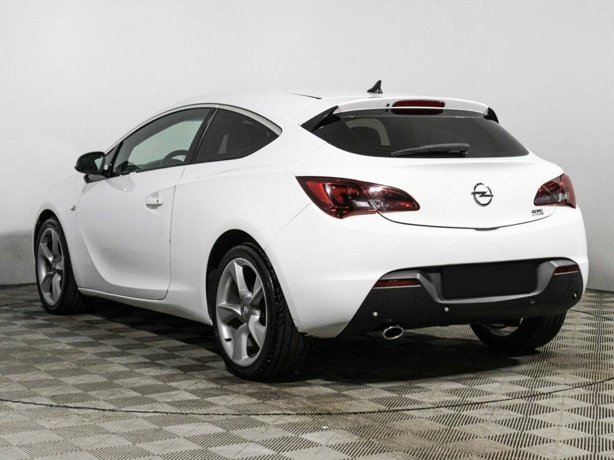 Купить Opel Astra с пробегом. Фото: #6