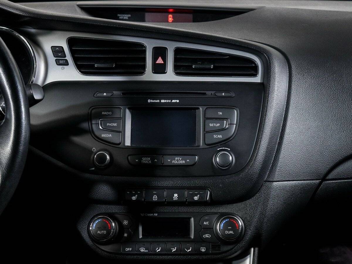 Купить Kia Ceed с пробегом. Фото: #7