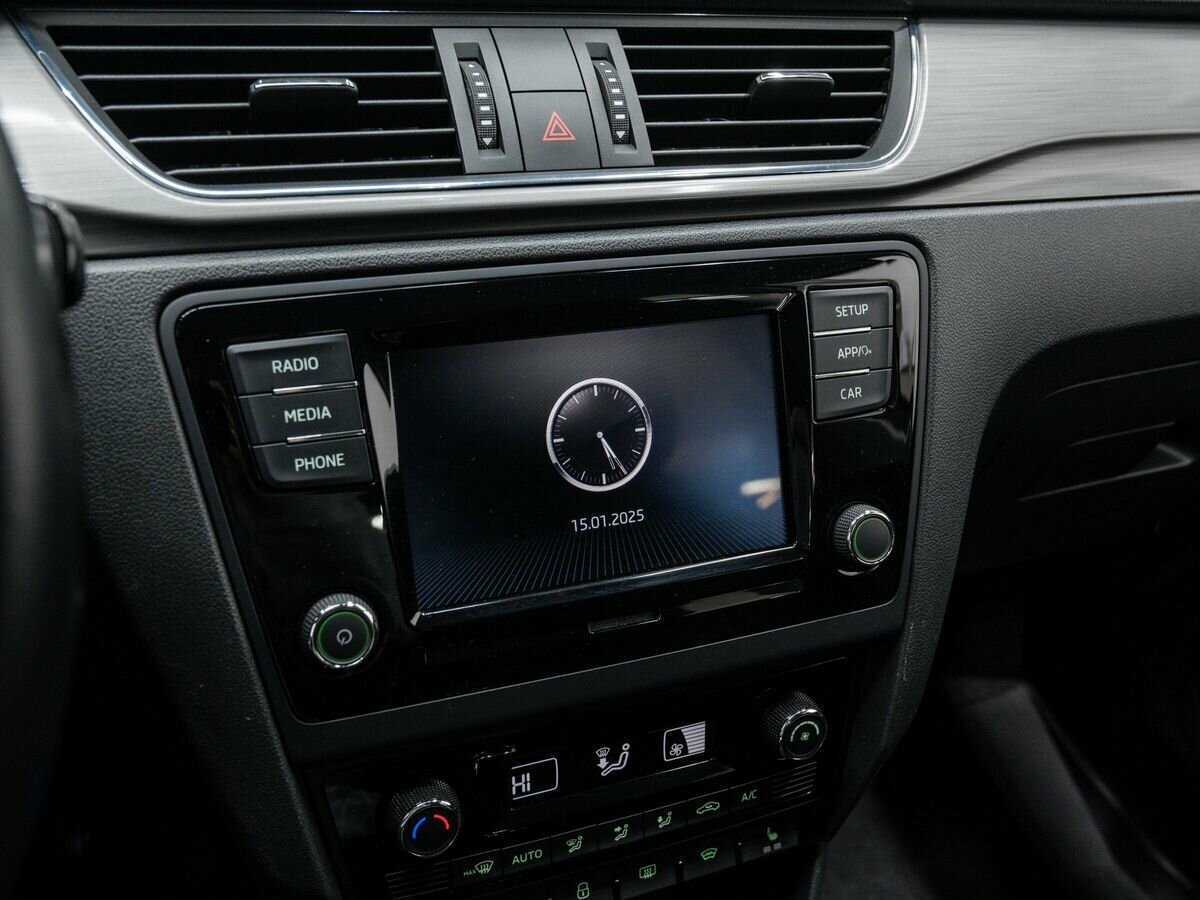 Купить Skoda Rapid с пробегом. Фото: #17