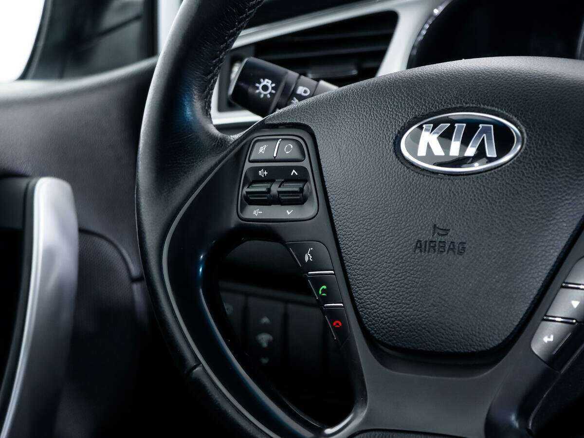 Купить Kia Ceed с пробегом. Фото: #12