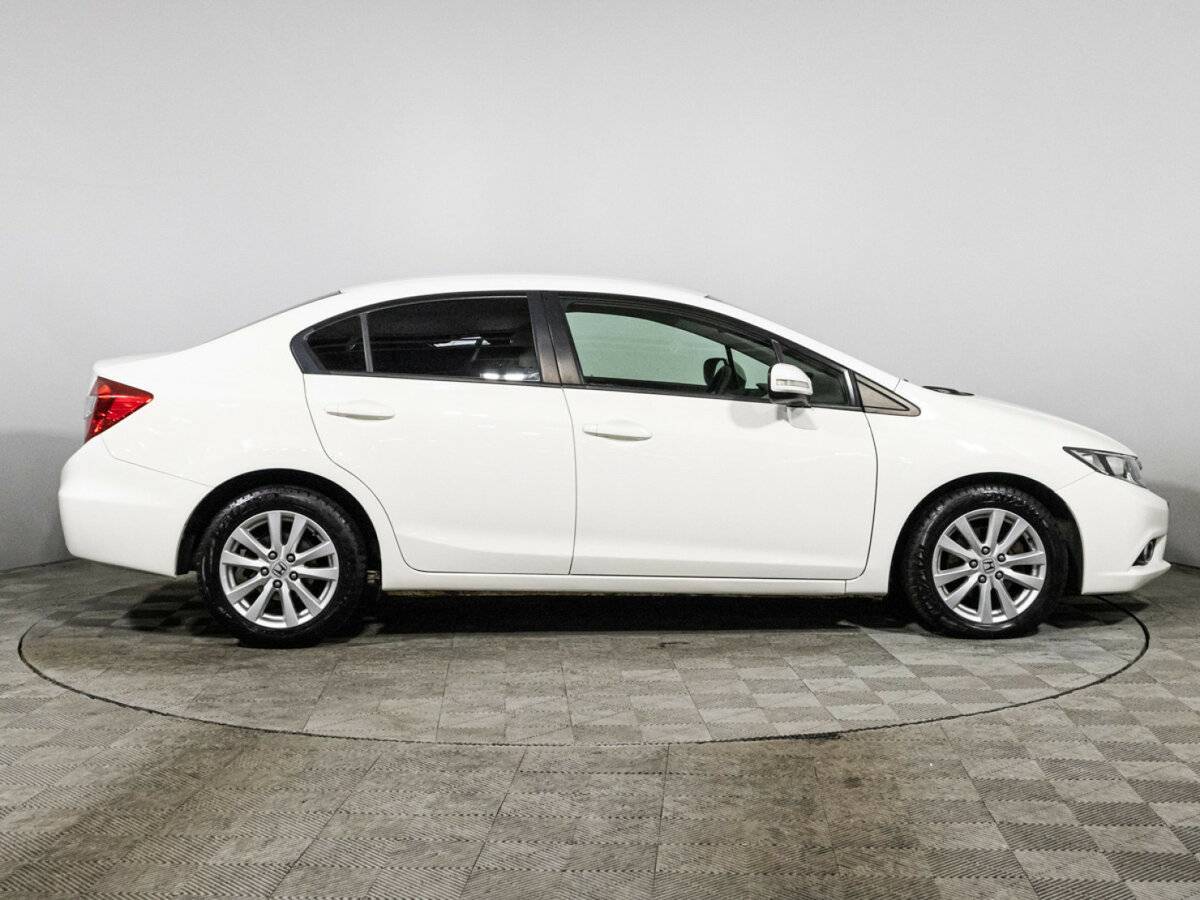 Купить Honda Civic с пробегом. Фото: #3