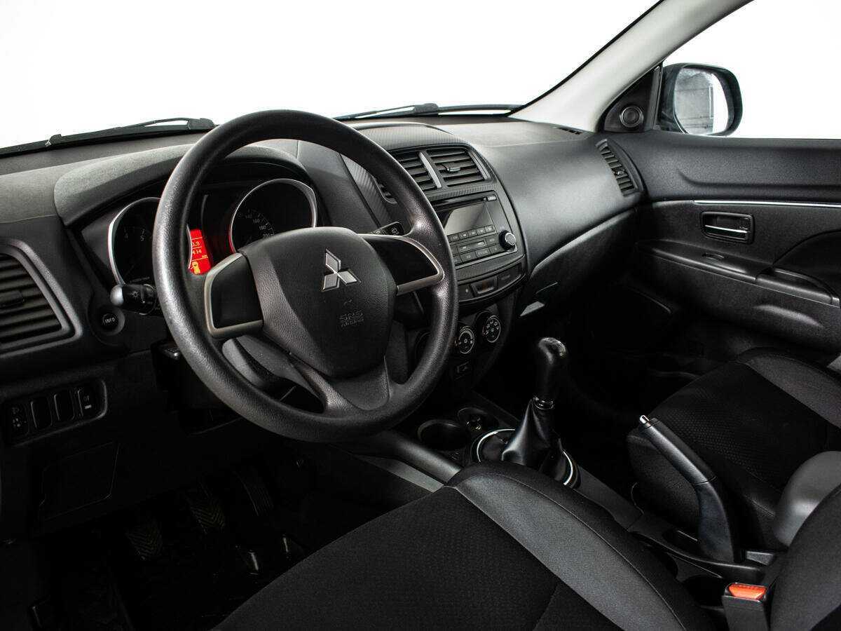 Купить Mitsubishi ASX с пробегом. Фото: #12