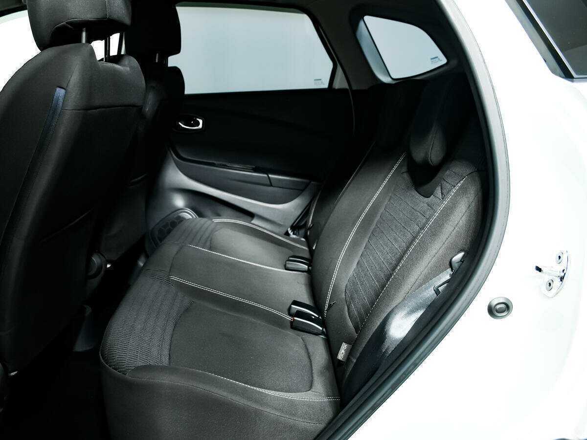 Купить Renault Kaptur с пробегом. Фото: #11