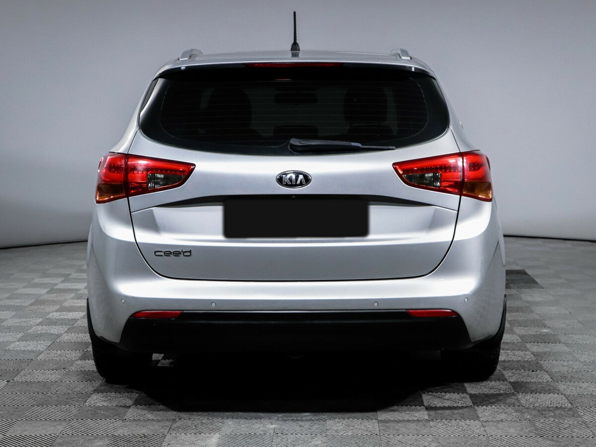Купить Kia Ceed с пробегом. Фото: #4