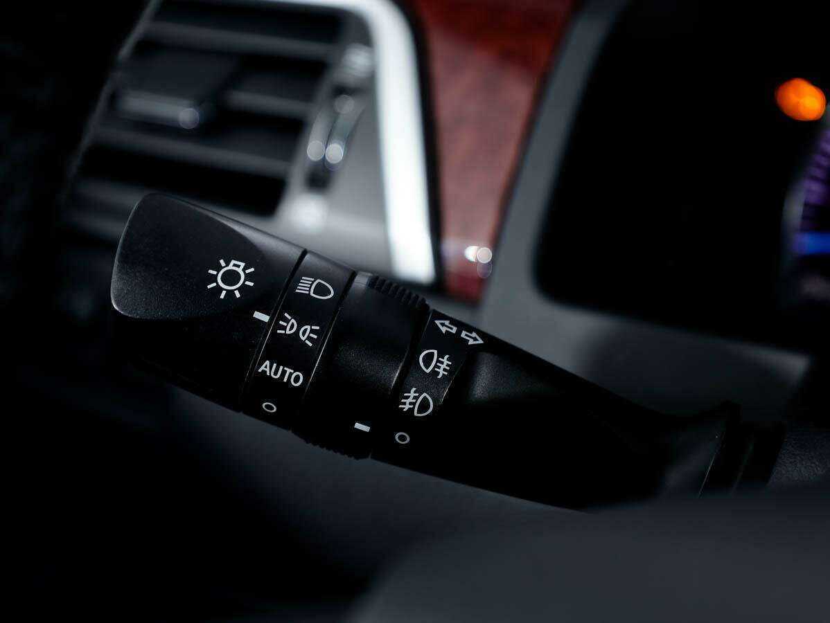 Купить Toyota Camry с пробегом. Фото: #19