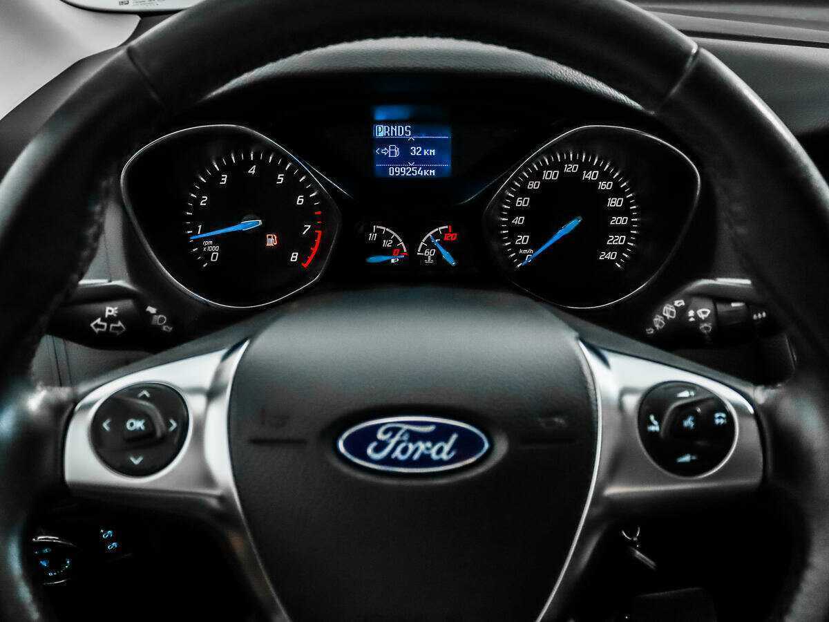 Купить Ford Focus с пробегом. Фото: #13