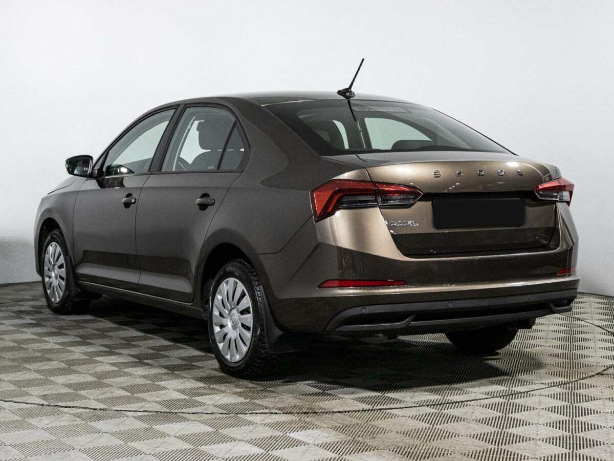 Купить Skoda Rapid с пробегом. Фото: #6