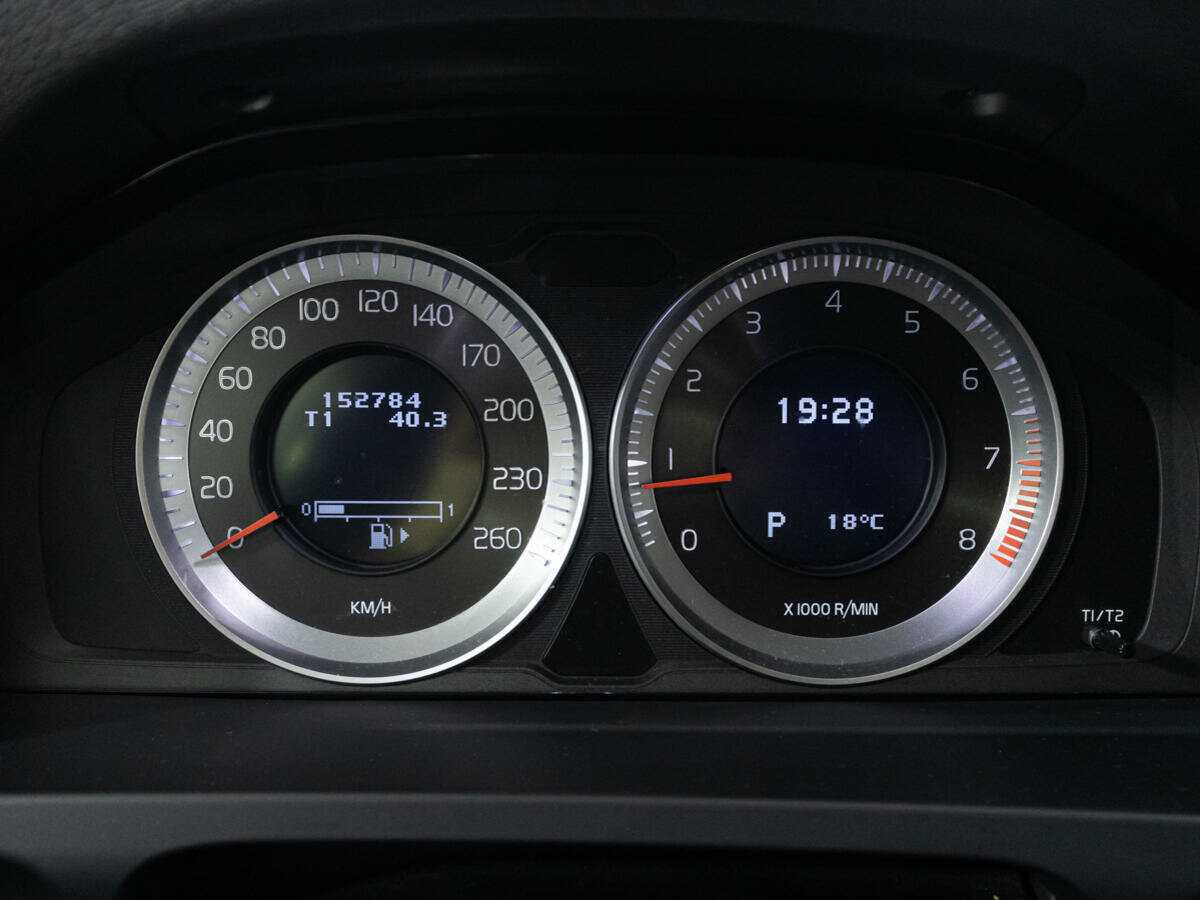 Купить Volvo S60 с пробегом. Фото: #11