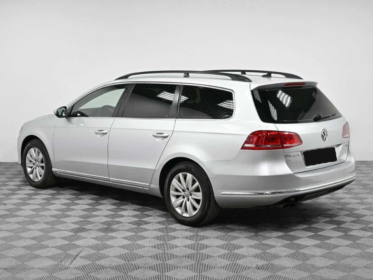 Купить Volkswagen Passat с пробегом. Фото: #2