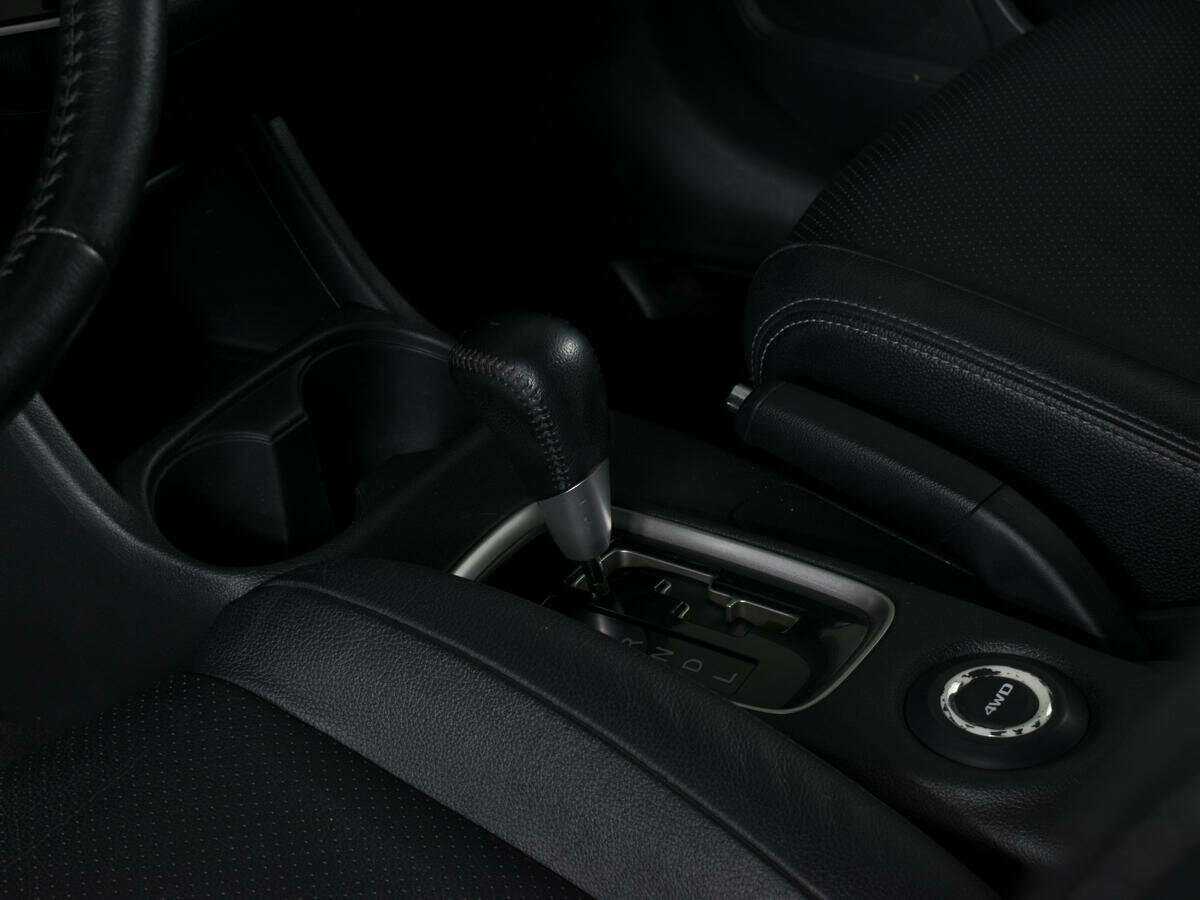 Купить Mitsubishi Outlander с пробегом. Фото: #14