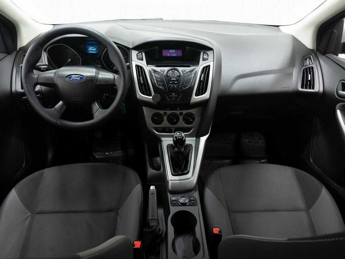 Купить Ford Focus с пробегом. Фото: #14