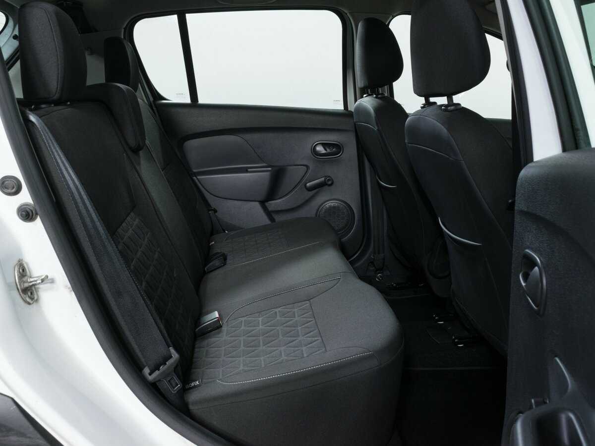 Купить Renault Sandero с пробегом. Фото: #10