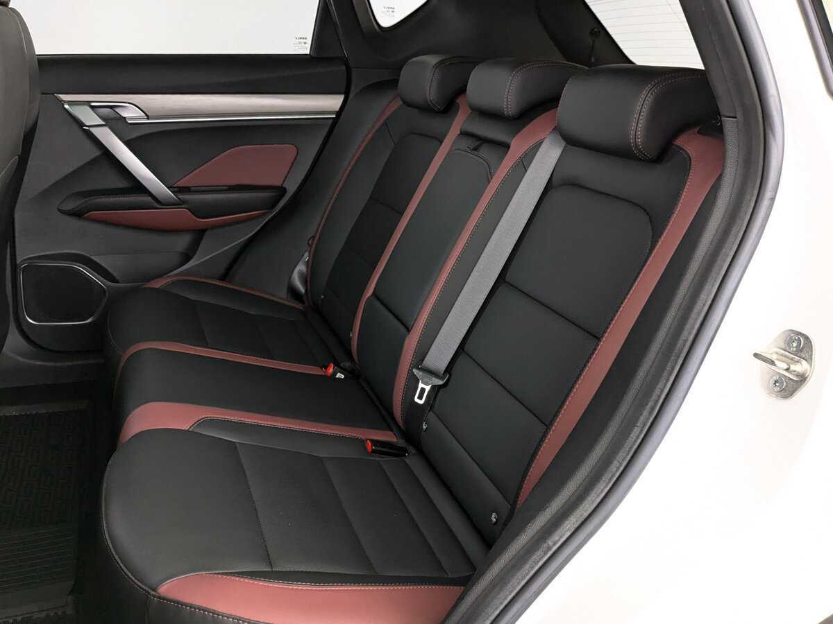 Купить Geely Coolray с пробегом. Фото: #9