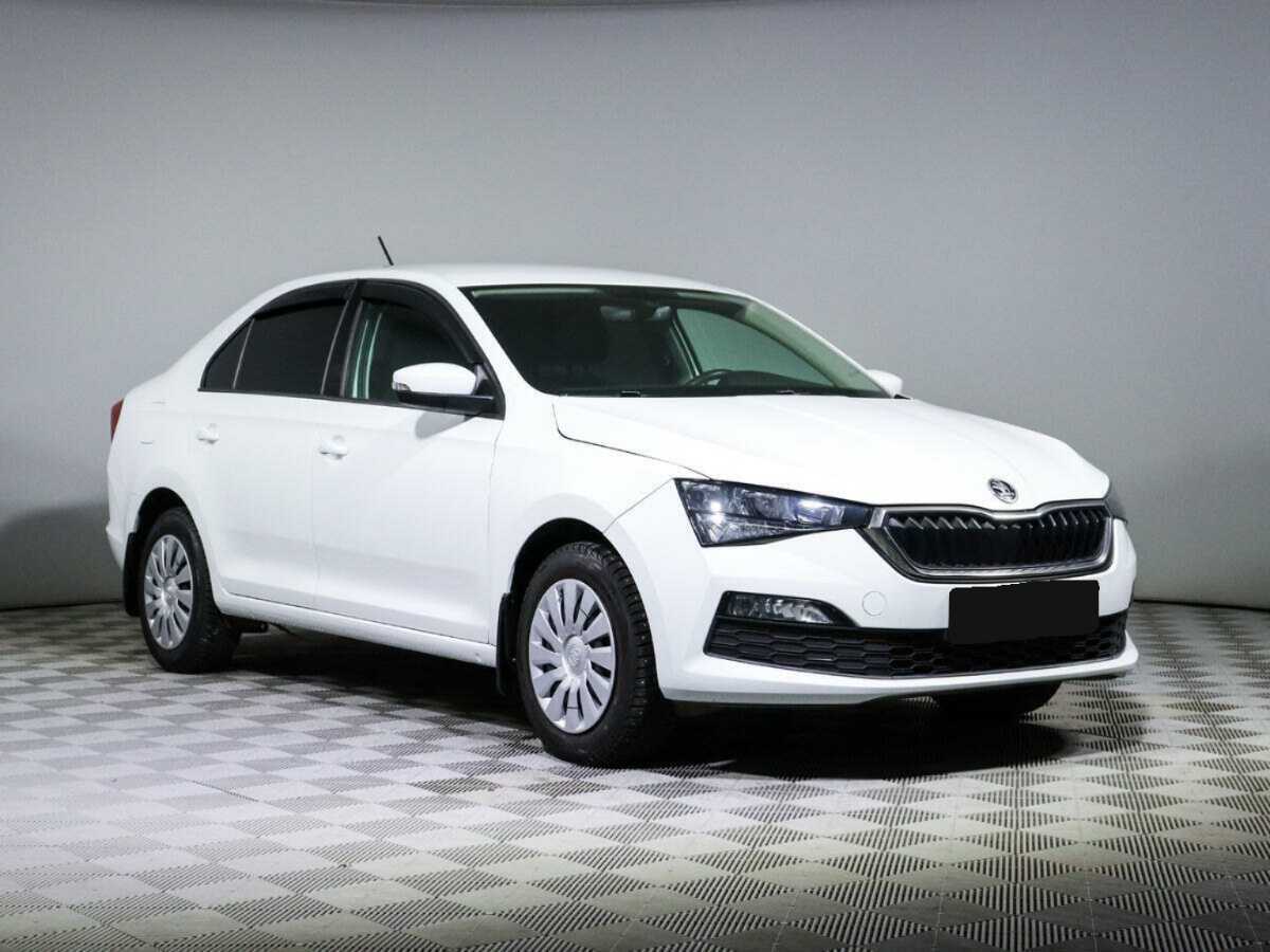 Купить Skoda Rapid с пробегом. Фото: #2