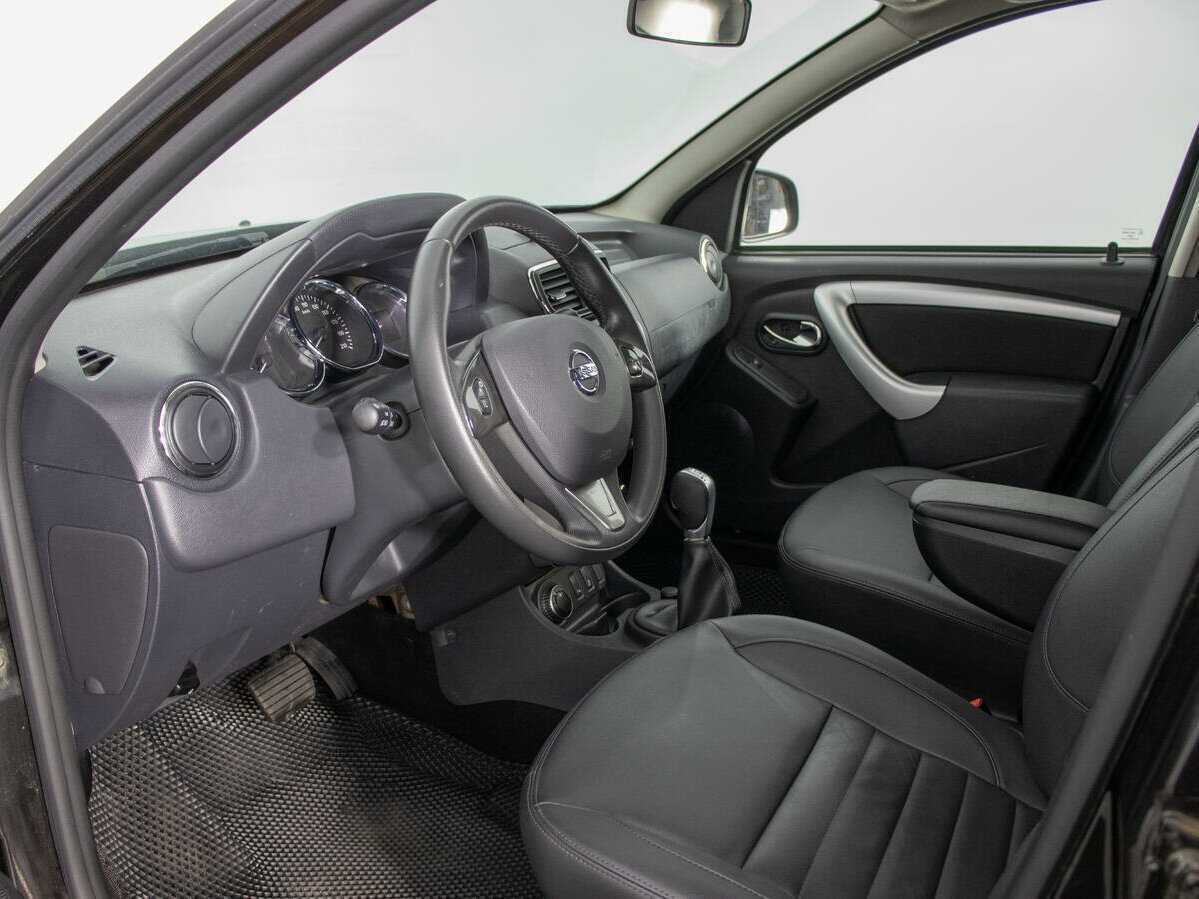 Купить Nissan Terrano с пробегом. Фото: #9