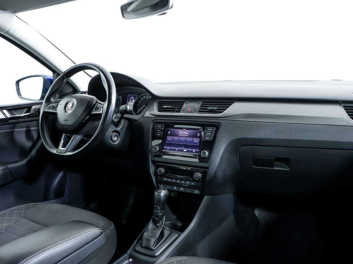 Купить Skoda Rapid с пробегом. Фото: #8